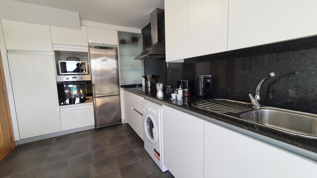 Modern 4 Double Bedroom Villa With Pool / Garden Valdoviño Eksteriør bilde